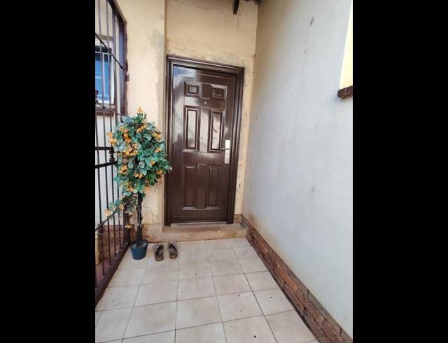 3 BEDROOM HOUSE FOR SALE IN HESTEAPARK